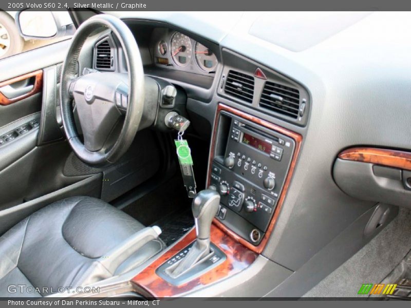 Silver Metallic / Graphite 2005 Volvo S60 2.4