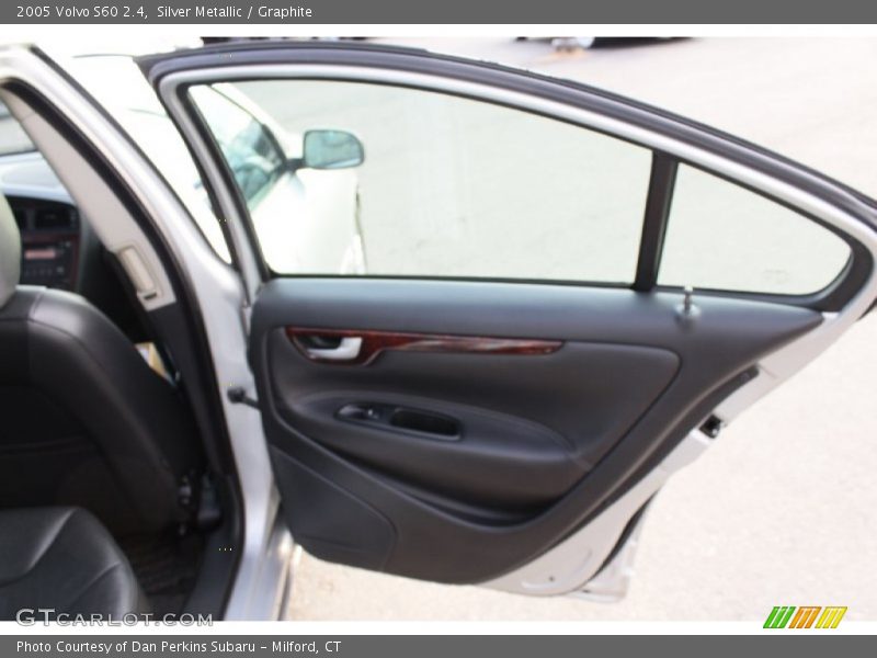 Silver Metallic / Graphite 2005 Volvo S60 2.4