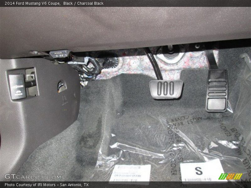 Black / Charcoal Black 2014 Ford Mustang V6 Coupe