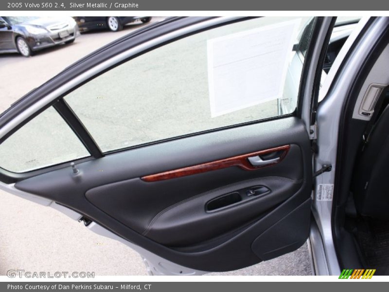 Silver Metallic / Graphite 2005 Volvo S60 2.4