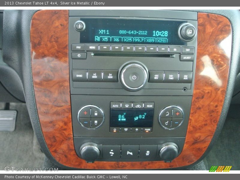 Silver Ice Metallic / Ebony 2013 Chevrolet Tahoe LT 4x4
