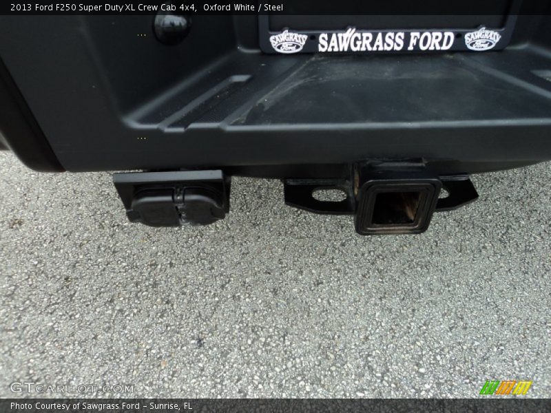 Oxford White / Steel 2013 Ford F250 Super Duty XL Crew Cab 4x4