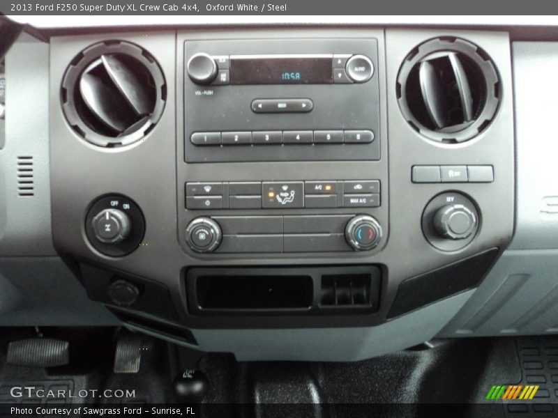 Oxford White / Steel 2013 Ford F250 Super Duty XL Crew Cab 4x4