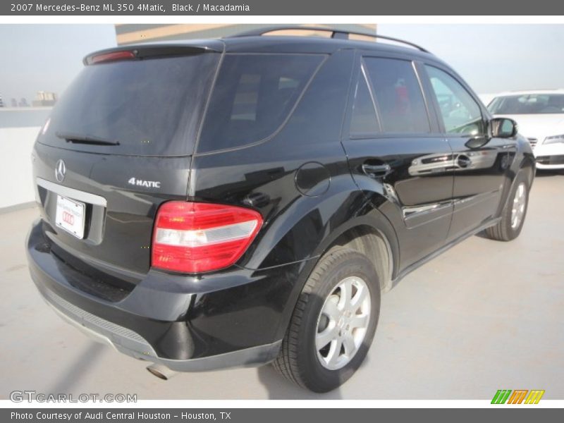 Black / Macadamia 2007 Mercedes-Benz ML 350 4Matic