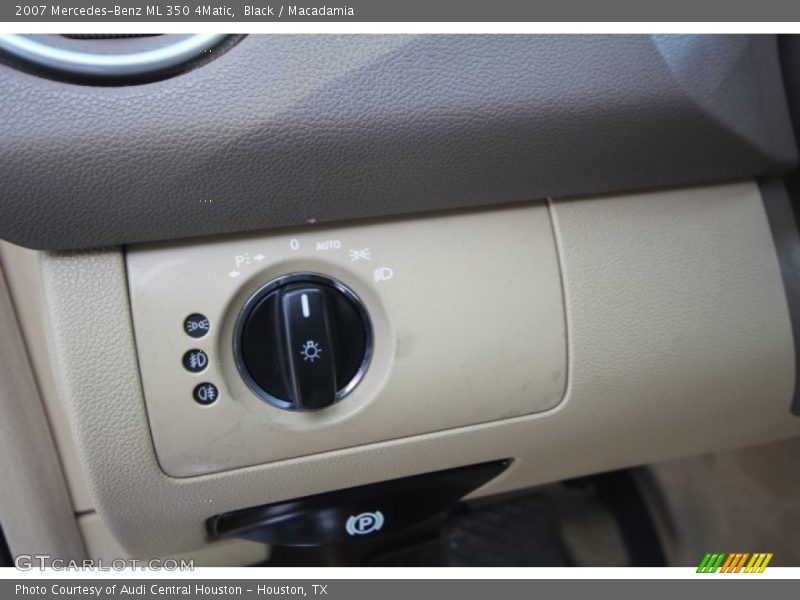 Black / Macadamia 2007 Mercedes-Benz ML 350 4Matic