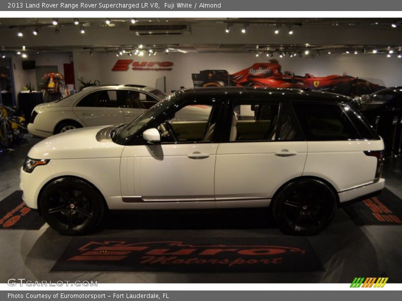Fuji White / Almond 2013 Land Rover Range Rover Supercharged LR V8