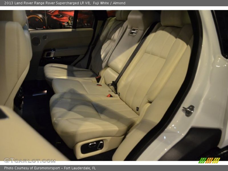 Fuji White / Almond 2013 Land Rover Range Rover Supercharged LR V8