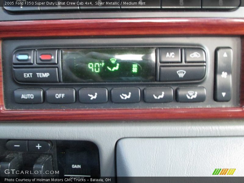 Silver Metallic / Medium Flint 2005 Ford F350 Super Duty Lariat Crew Cab 4x4