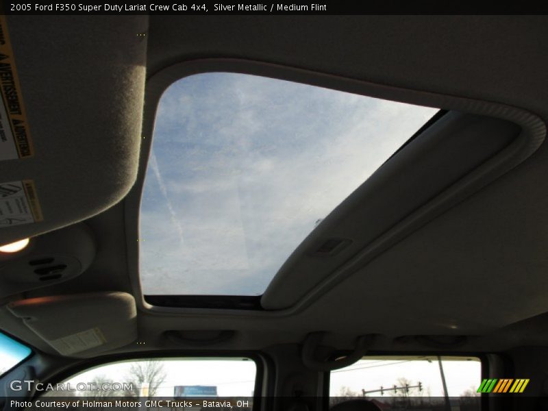 Silver Metallic / Medium Flint 2005 Ford F350 Super Duty Lariat Crew Cab 4x4