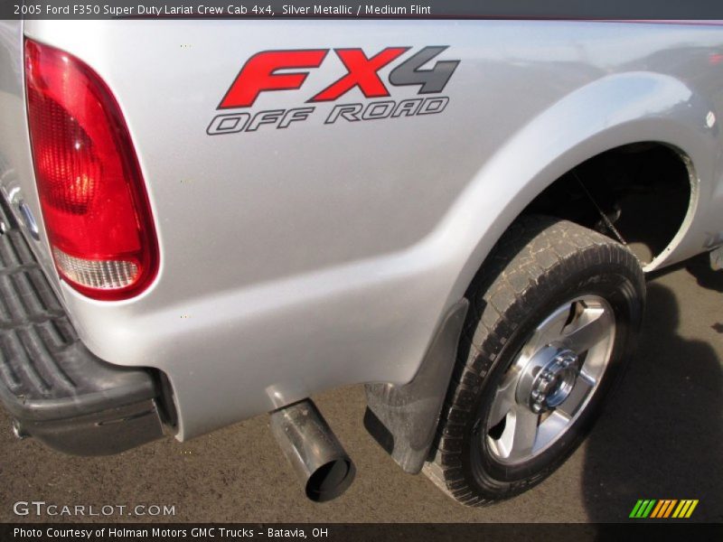 Silver Metallic / Medium Flint 2005 Ford F350 Super Duty Lariat Crew Cab 4x4