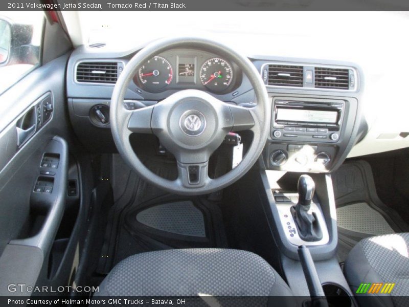 Tornado Red / Titan Black 2011 Volkswagen Jetta S Sedan