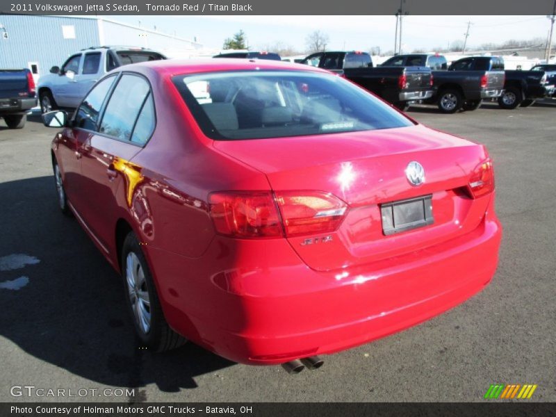 Tornado Red / Titan Black 2011 Volkswagen Jetta S Sedan