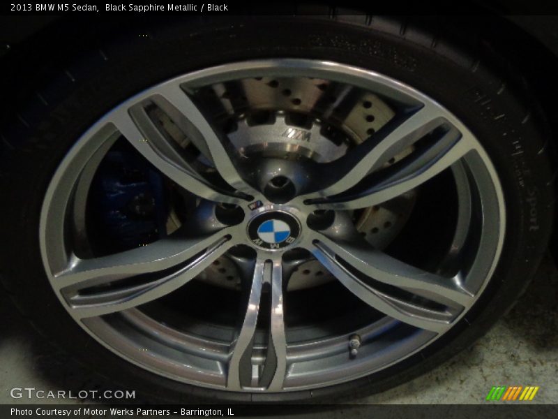 Black Sapphire Metallic / Black 2013 BMW M5 Sedan