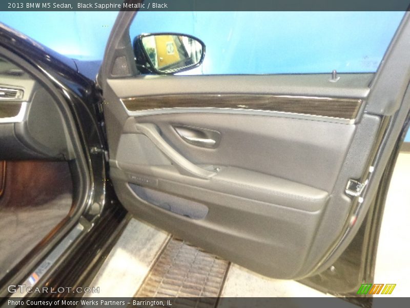 Black Sapphire Metallic / Black 2013 BMW M5 Sedan