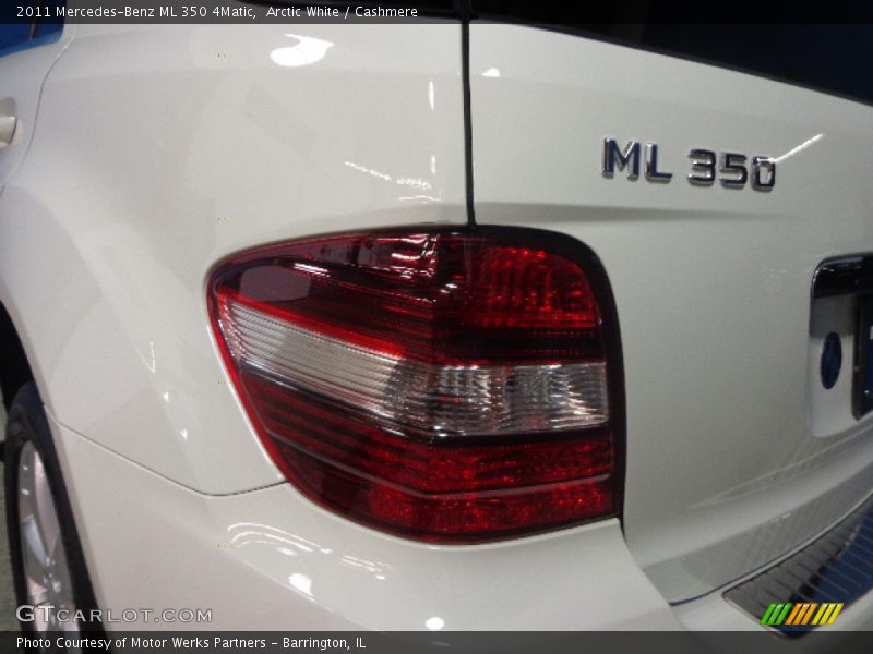 Arctic White / Cashmere 2011 Mercedes-Benz ML 350 4Matic