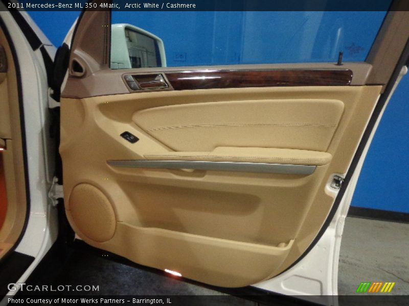 Arctic White / Cashmere 2011 Mercedes-Benz ML 350 4Matic