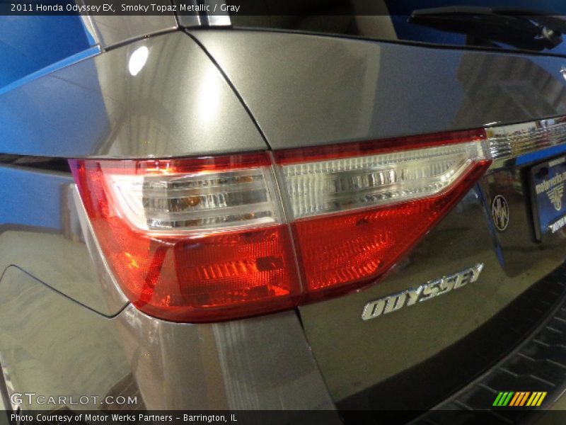 Smoky Topaz Metallic / Gray 2011 Honda Odyssey EX