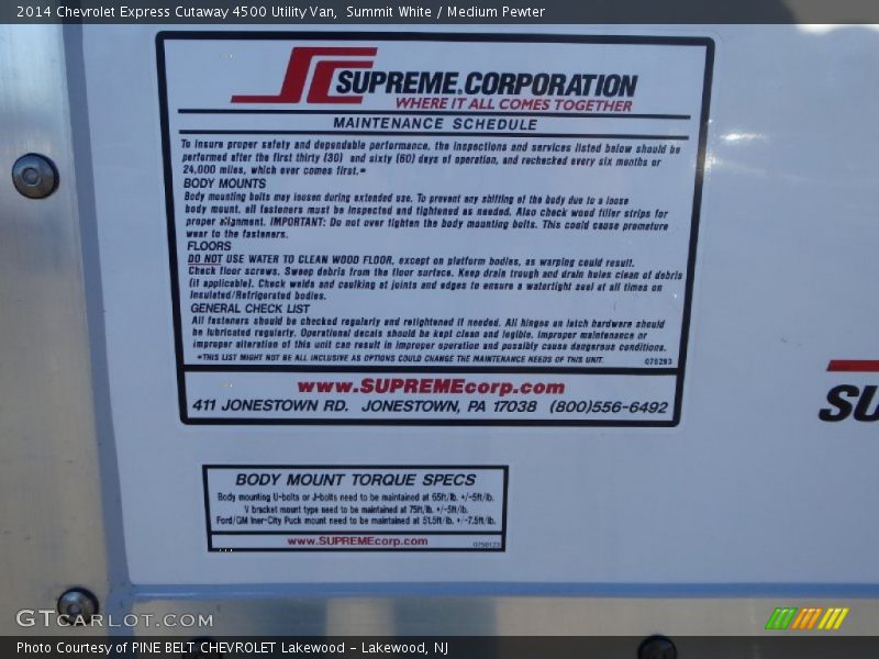 Summit White / Medium Pewter 2014 Chevrolet Express Cutaway 4500 Utility Van