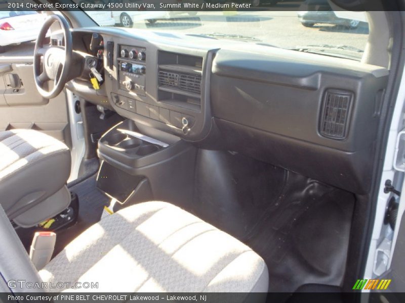 Summit White / Medium Pewter 2014 Chevrolet Express Cutaway 4500 Utility Van