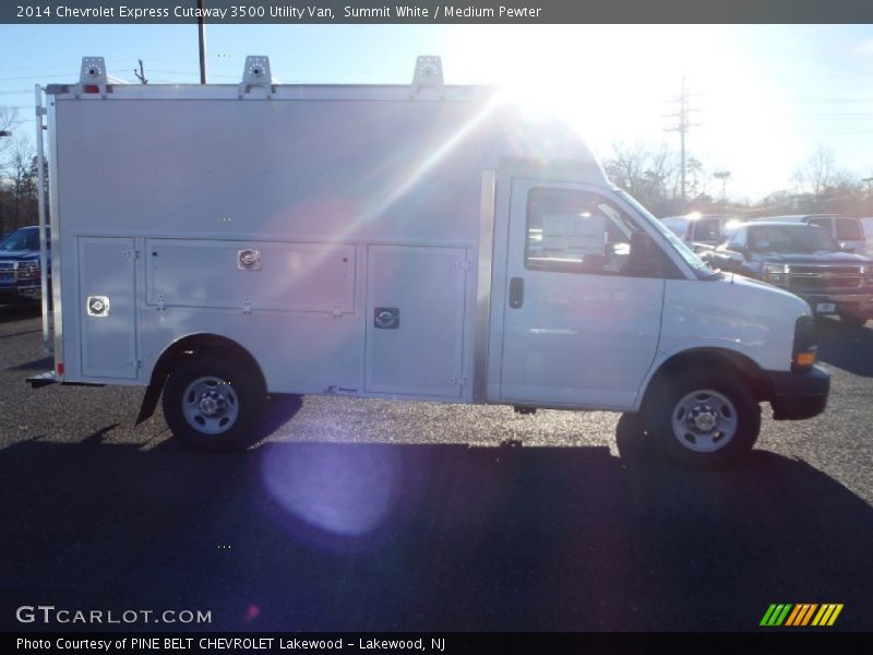 Summit White / Medium Pewter 2014 Chevrolet Express Cutaway 3500 Utility Van