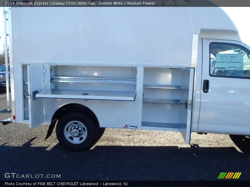 Summit White / Medium Pewter 2014 Chevrolet Express Cutaway 3500 Utility Van