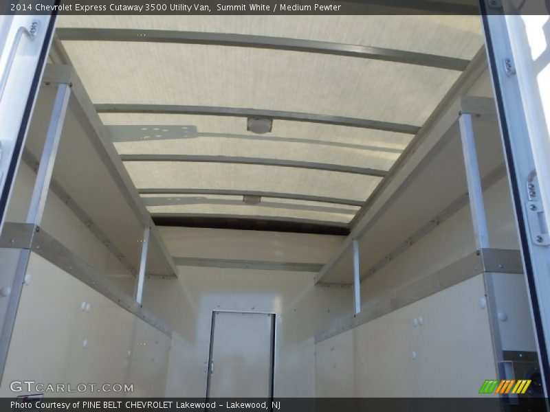 Summit White / Medium Pewter 2014 Chevrolet Express Cutaway 3500 Utility Van