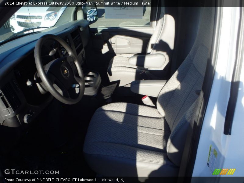 Summit White / Medium Pewter 2014 Chevrolet Express Cutaway 3500 Utility Van