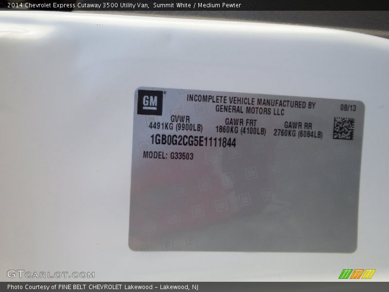 Summit White / Medium Pewter 2014 Chevrolet Express Cutaway 3500 Utility Van