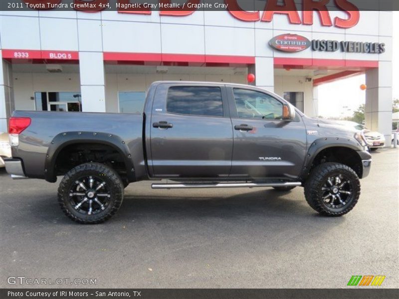 Magnetic Gray Metallic / Graphite Gray 2011 Toyota Tundra CrewMax 4x4
