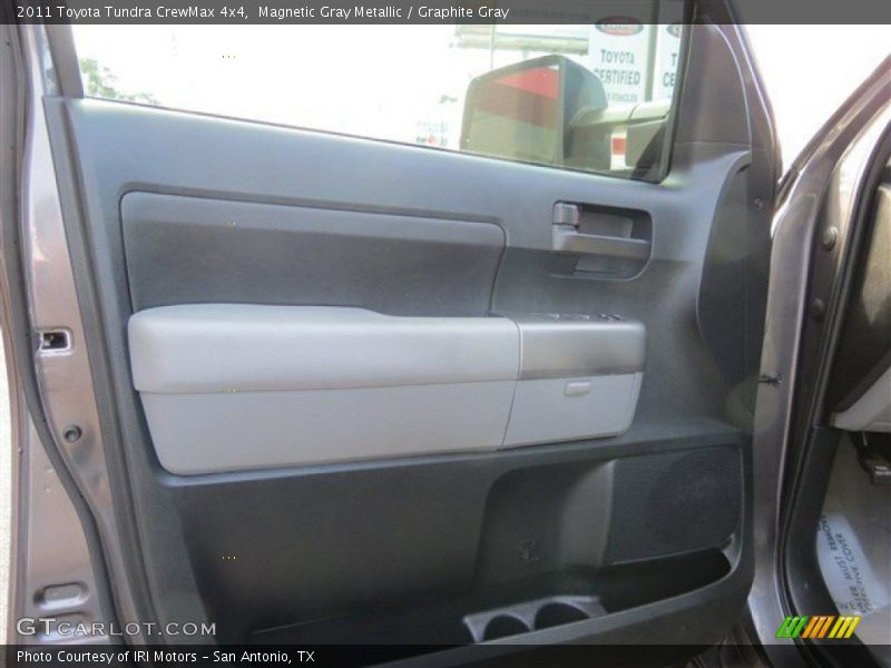 Magnetic Gray Metallic / Graphite Gray 2011 Toyota Tundra CrewMax 4x4