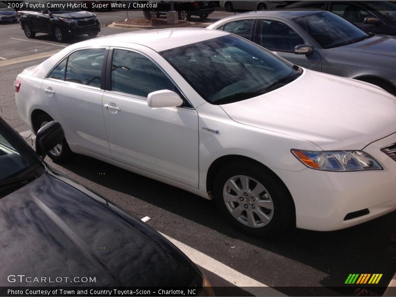Super White / Charcoal 2009 Toyota Camry Hybrid