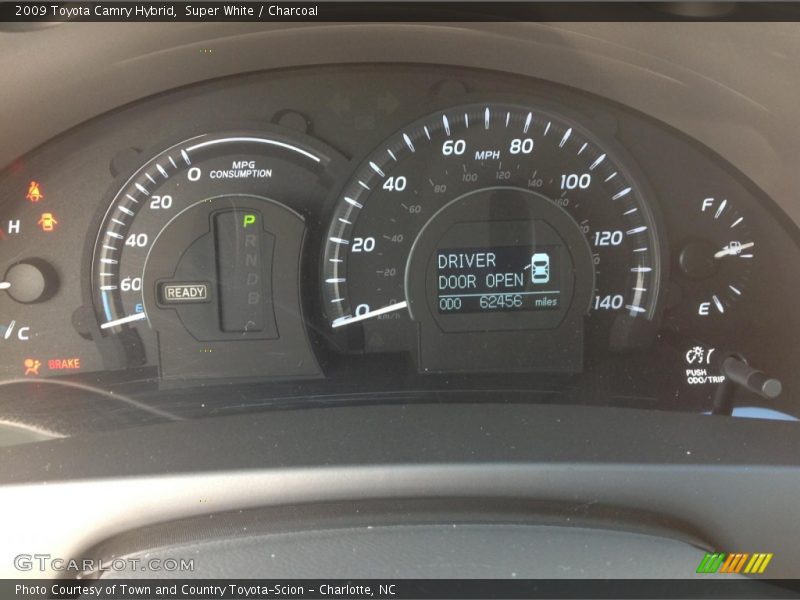 Super White / Charcoal 2009 Toyota Camry Hybrid