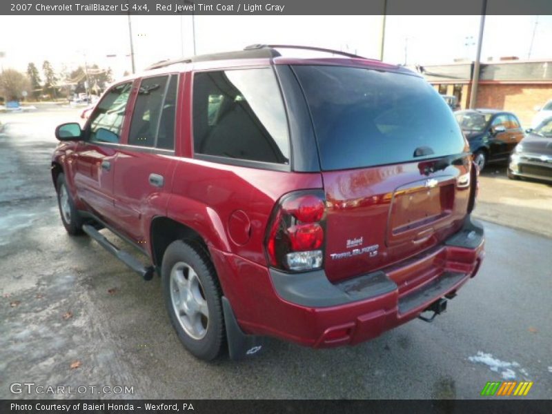 Red Jewel Tint Coat / Light Gray 2007 Chevrolet TrailBlazer LS 4x4