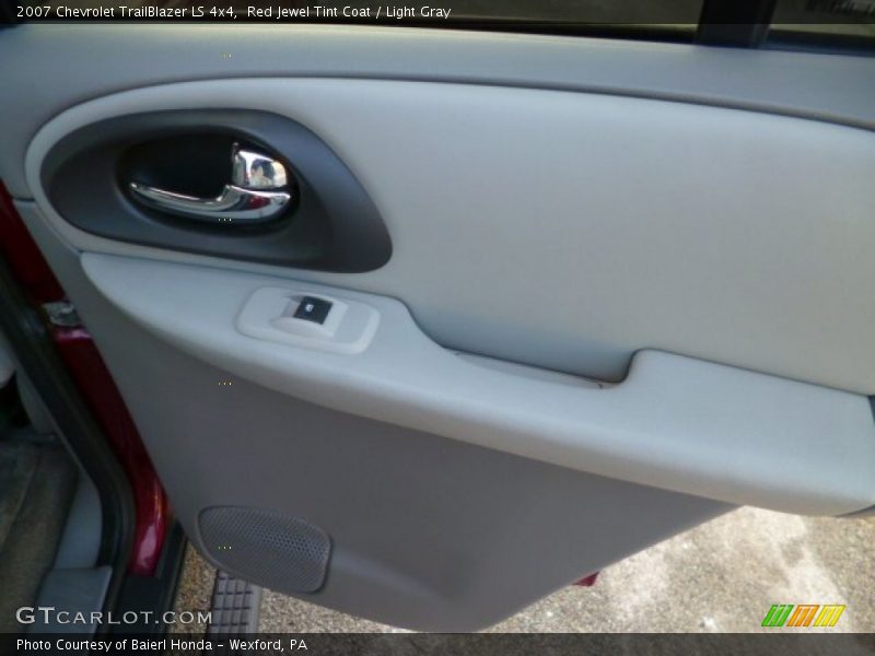 Red Jewel Tint Coat / Light Gray 2007 Chevrolet TrailBlazer LS 4x4