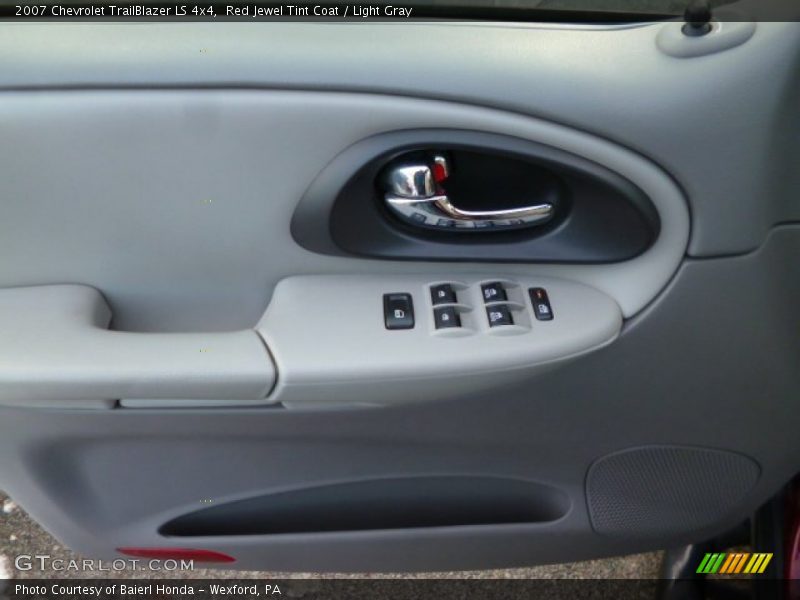Red Jewel Tint Coat / Light Gray 2007 Chevrolet TrailBlazer LS 4x4