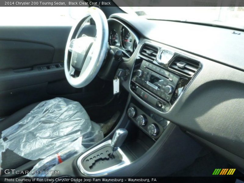 Black Clear Coat / Black 2014 Chrysler 200 Touring Sedan