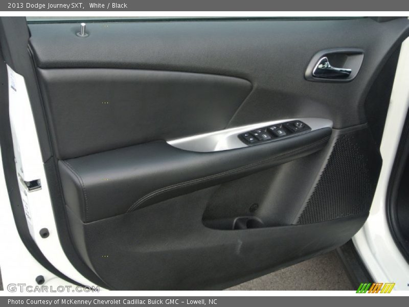 White / Black 2013 Dodge Journey SXT