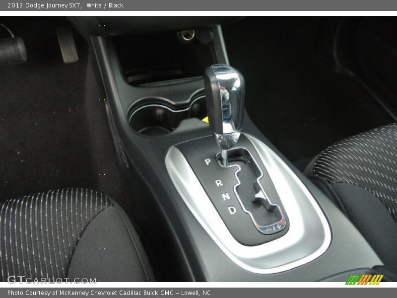 White / Black 2013 Dodge Journey SXT