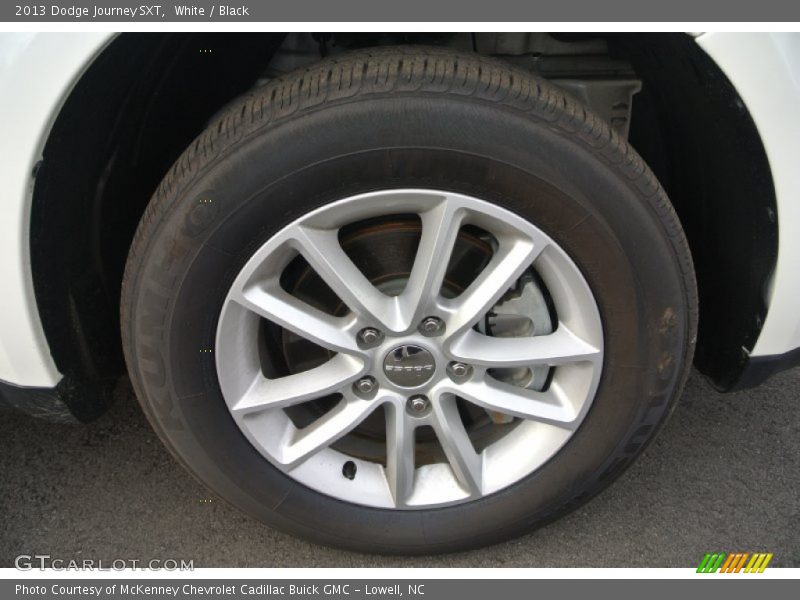 White / Black 2013 Dodge Journey SXT