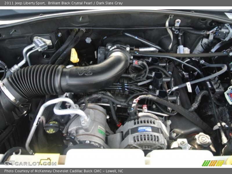 Brilliant Black Crystal Pearl / Dark Slate Gray 2011 Jeep Liberty Sport