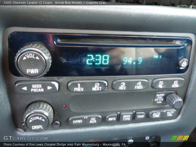 Arrival Blue Metallic / Graphite Gray 2005 Chevrolet Cavalier LS Coupe