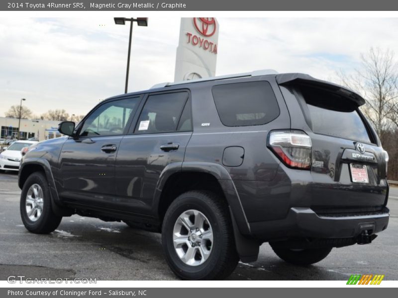 Magnetic Gray Metallic / Graphite 2014 Toyota 4Runner SR5