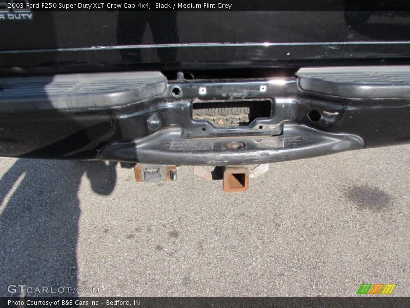 Black / Medium Flint Grey 2003 Ford F250 Super Duty XLT Crew Cab 4x4