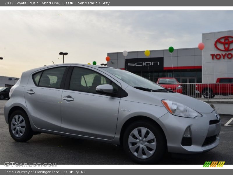 Classic Silver Metallic / Gray 2013 Toyota Prius c Hybrid One