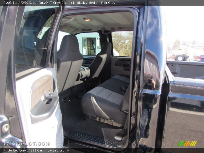 Black / Medium Flint Grey 2003 Ford F250 Super Duty XLT Crew Cab 4x4