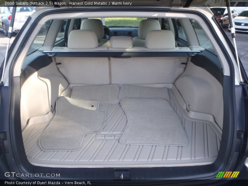  2008 Outback 2.5i Wagon Trunk