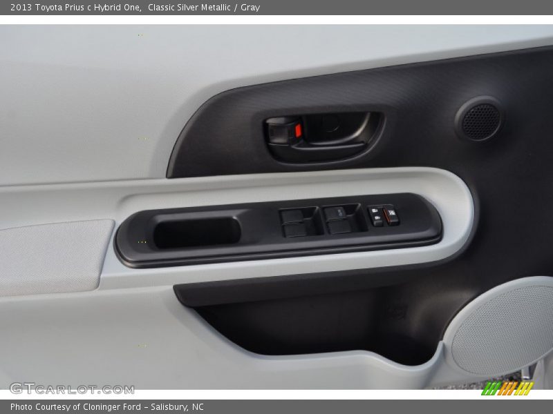 Classic Silver Metallic / Gray 2013 Toyota Prius c Hybrid One