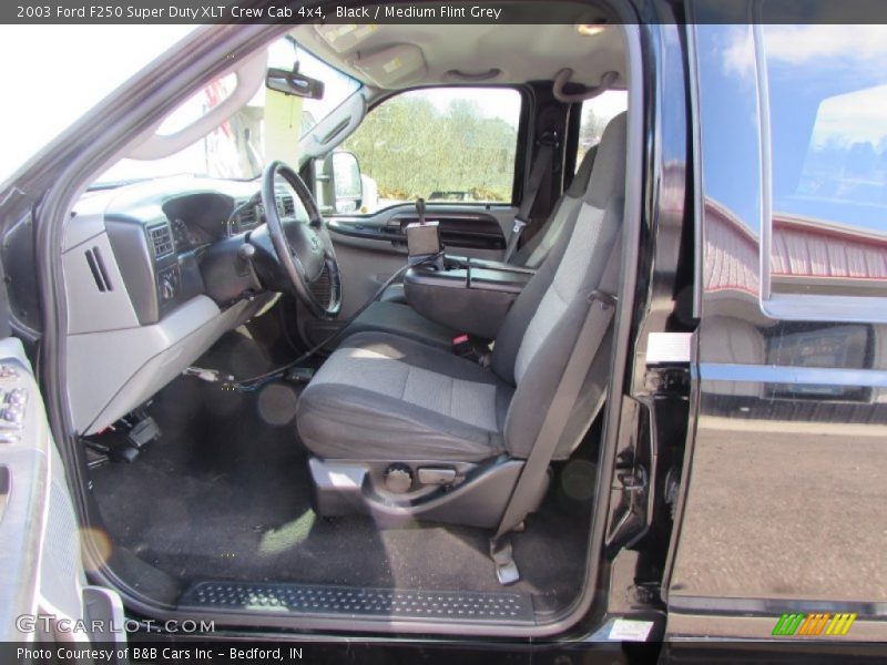 Black / Medium Flint Grey 2003 Ford F250 Super Duty XLT Crew Cab 4x4