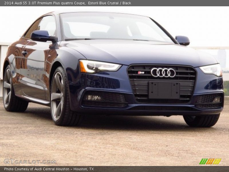 Front 3/4 View of 2014 S5 3.0T Premium Plus quattro Coupe