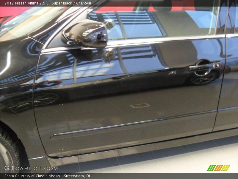 Super Black / Charcoal 2012 Nissan Altima 2.5 S